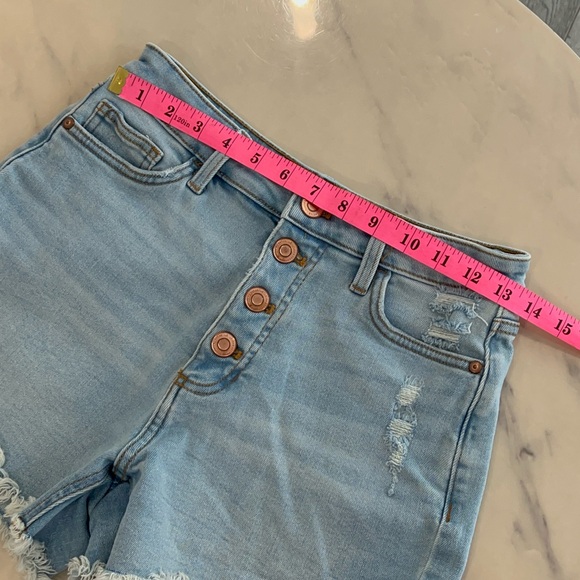 LC Lauren Conrad, Women’s, Button Fly, Jean, Shorts. - Picture 6 of 8